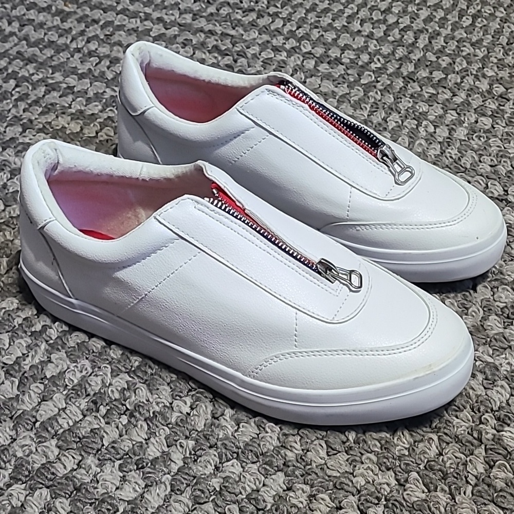 Nautica White and Red Sneakers Mariam‎ Zip On Shoes size 8 - Picture 3 of 12
